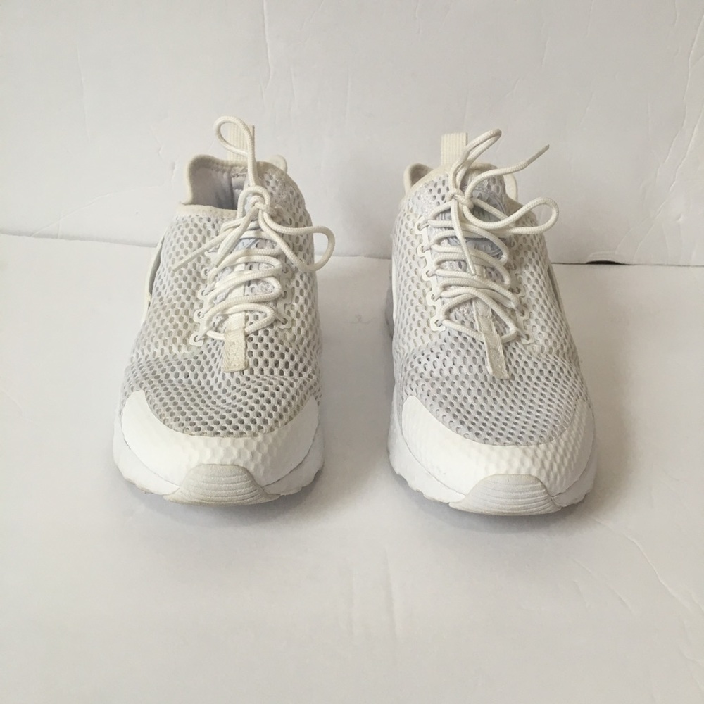 Nike Hauraches size 7